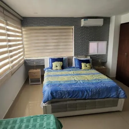 Duplex 803 Edificio Marina Del Rey, Laguito *